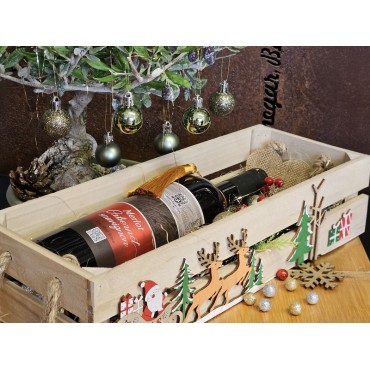 Cretan Treasure Xmas Gift – Wooden tray featuring red wine blend of Merlot and Cabernet Sauvignon.